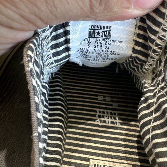 Converse One Star Distressed Women Gray Slip On Laceless Women Size 7 Shoes - Picture 9 of 9